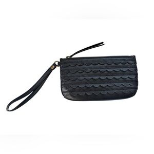 Relic Takeaway Scalloped Wristlet Wallet, Black, Casual Vacation Y2K Trendy